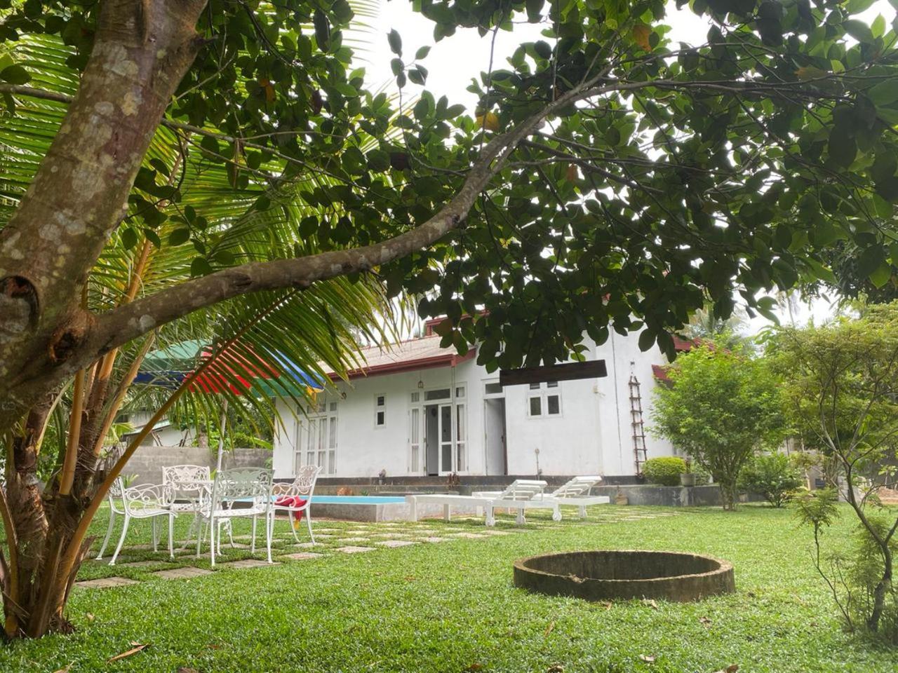 Villa Tropical Oasis Balapitiya Exterior photo